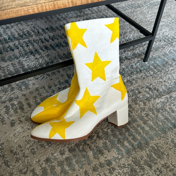 ZIG ZAG Hand Painted Boots (Size 10) - Picture 1 of 4